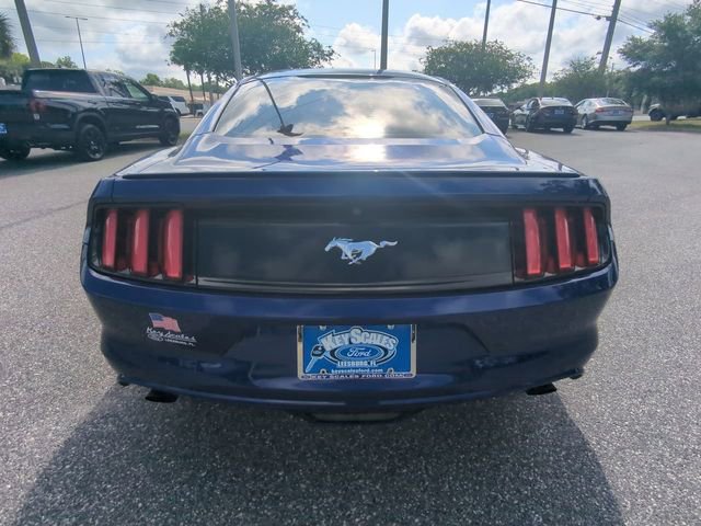 Used 2016 Ford Mustang Coupe RWD image 6