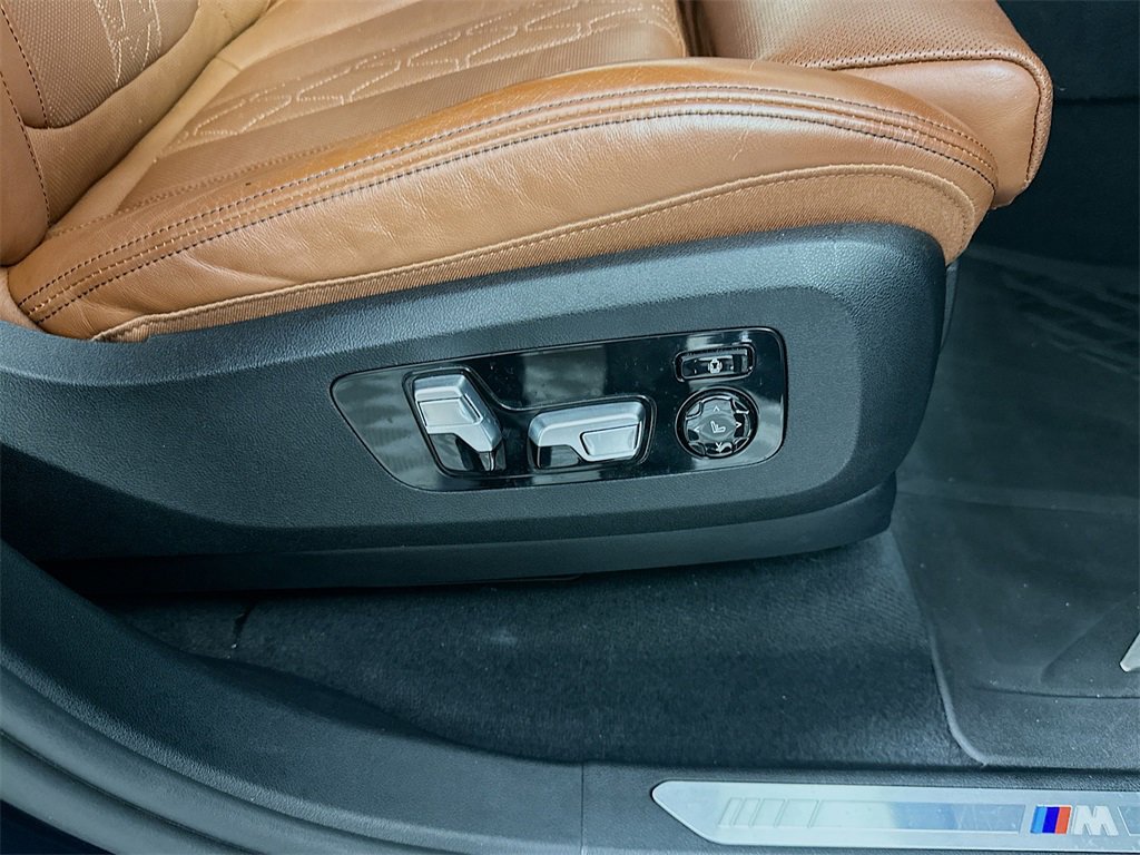 Used 2019 BMW X7 xDrive50i w/ Dynamic Handling Package image 24