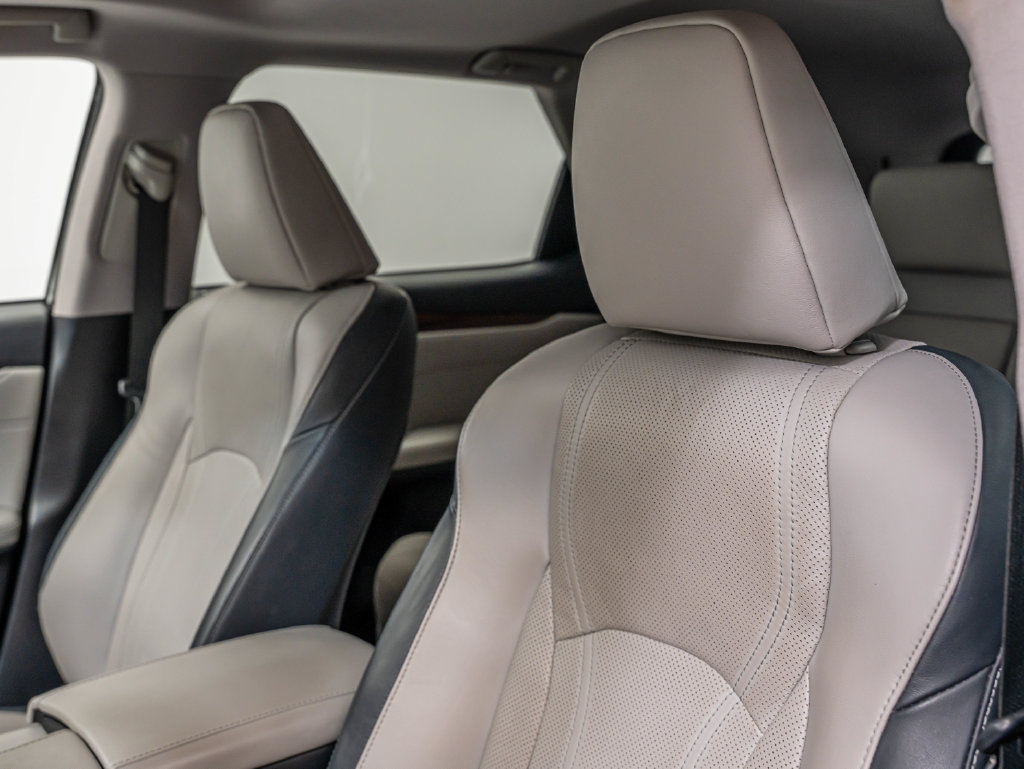 Used 2019 Lexus RX 350L AWD image 25
