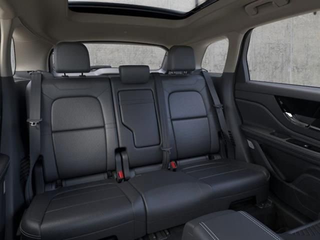 New 2026 Lincoln Corsair Premiere image 11