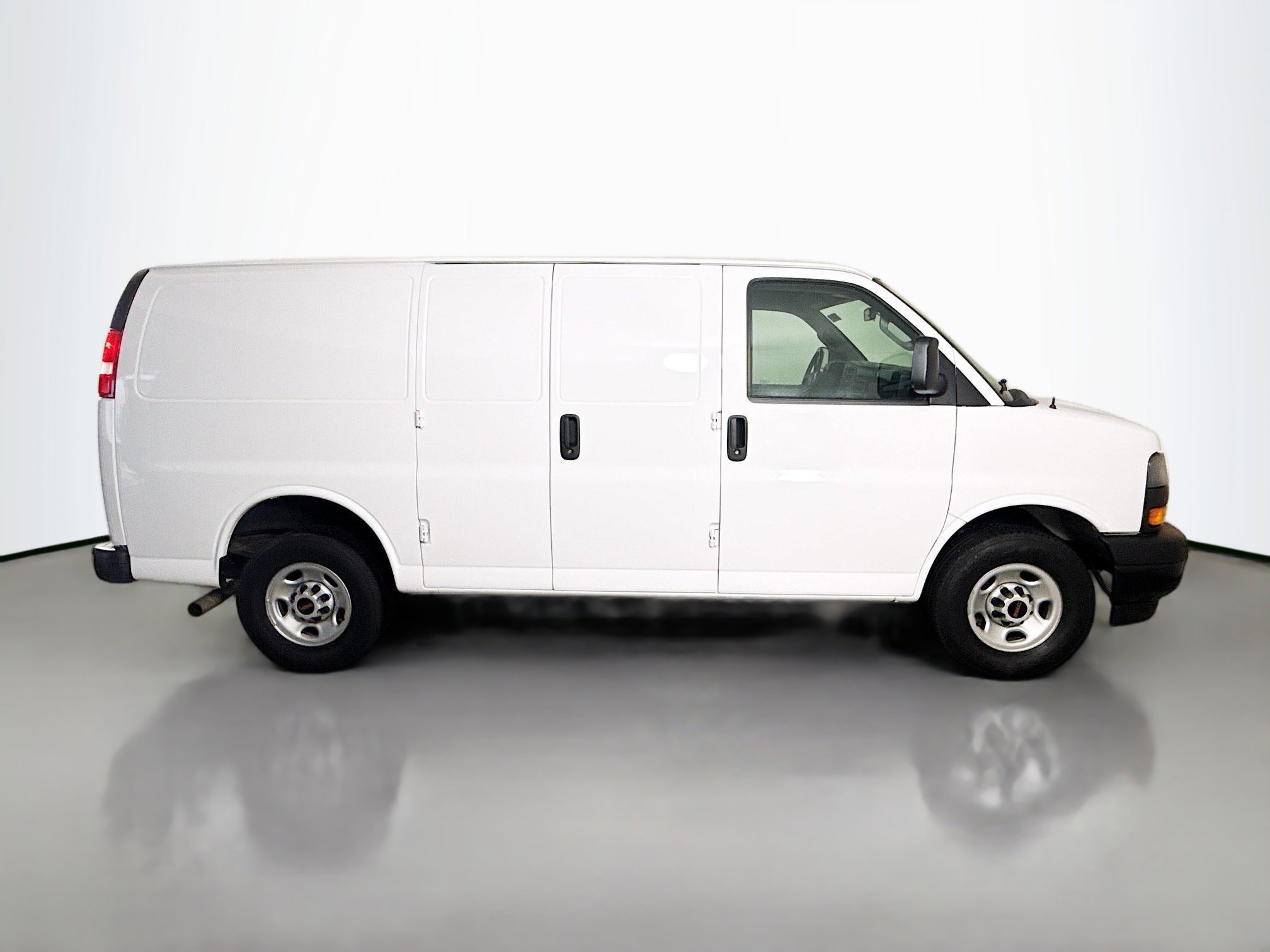 Used 2023 GMC Savana 2500 Work Van w/ Driver Convenience Package image 11