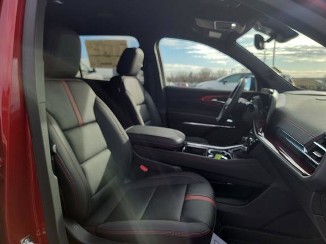 Used 2025 Chevrolet Traverse RS w/ LPO, Floor Liner Package AWD/4WD image 25