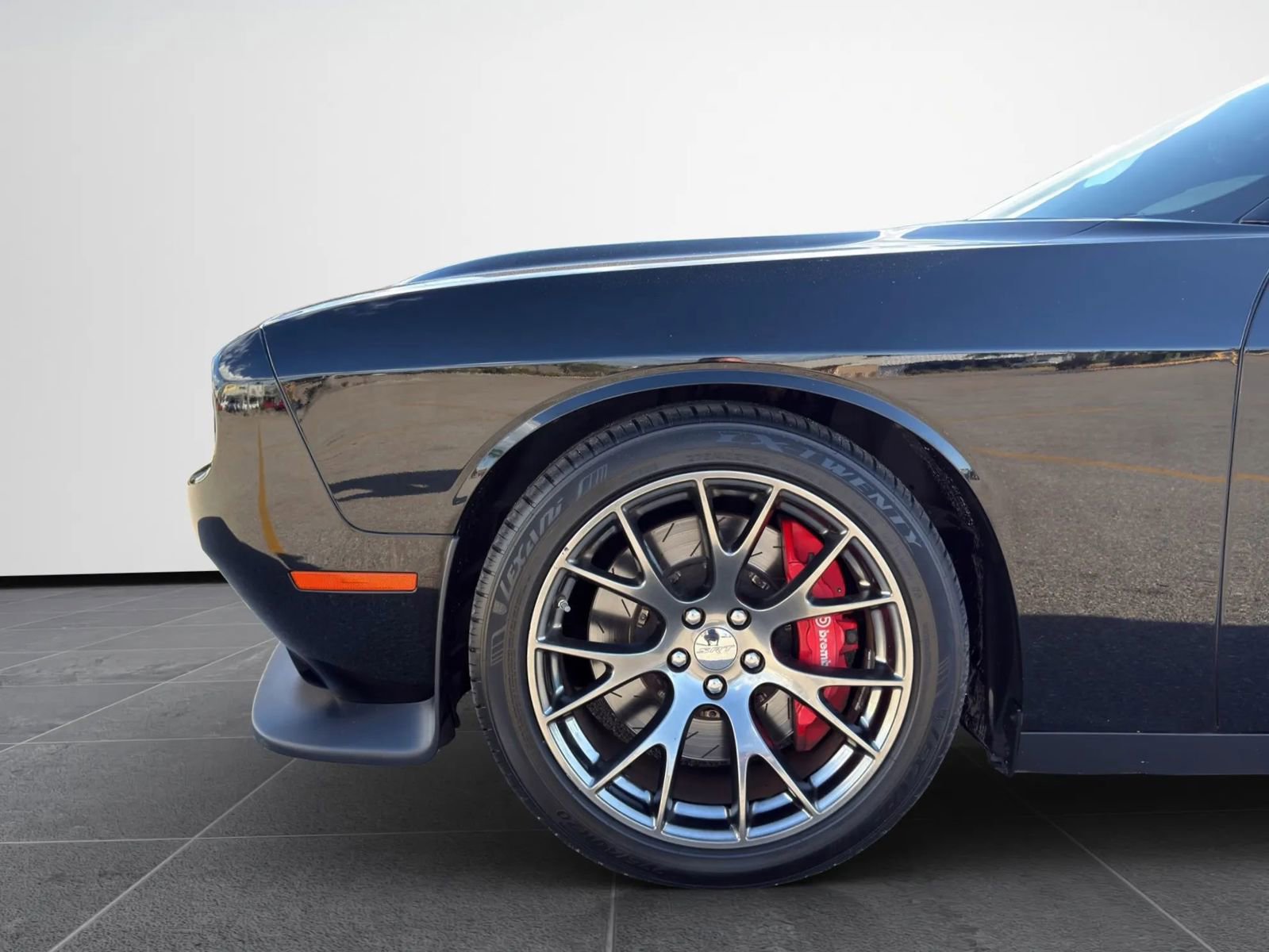 Used 2016 Dodge Challenger SRT w/ Technology Group image 30