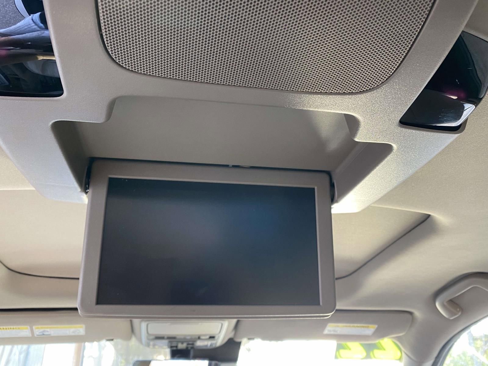 Used 2022 Honda Pilot Touring image 12