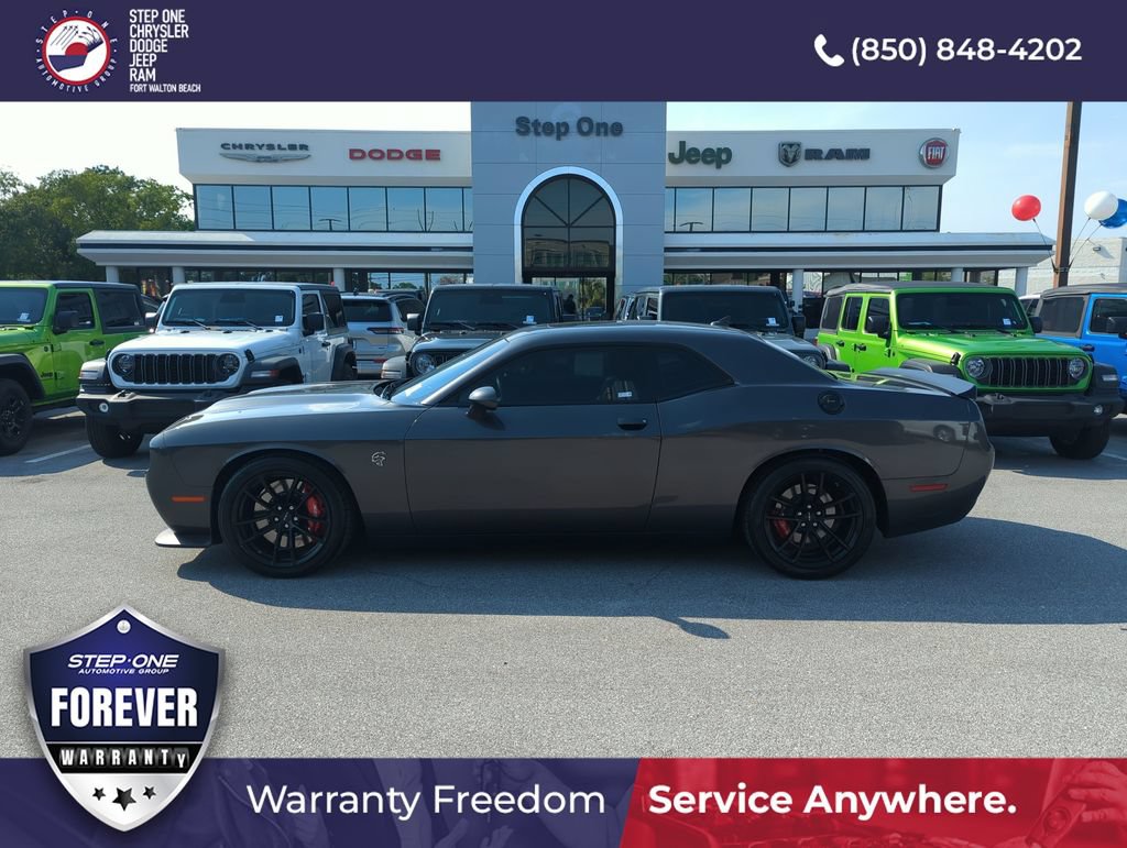 Used 2023 Dodge Challenger SRT Hellcat RWD image 3