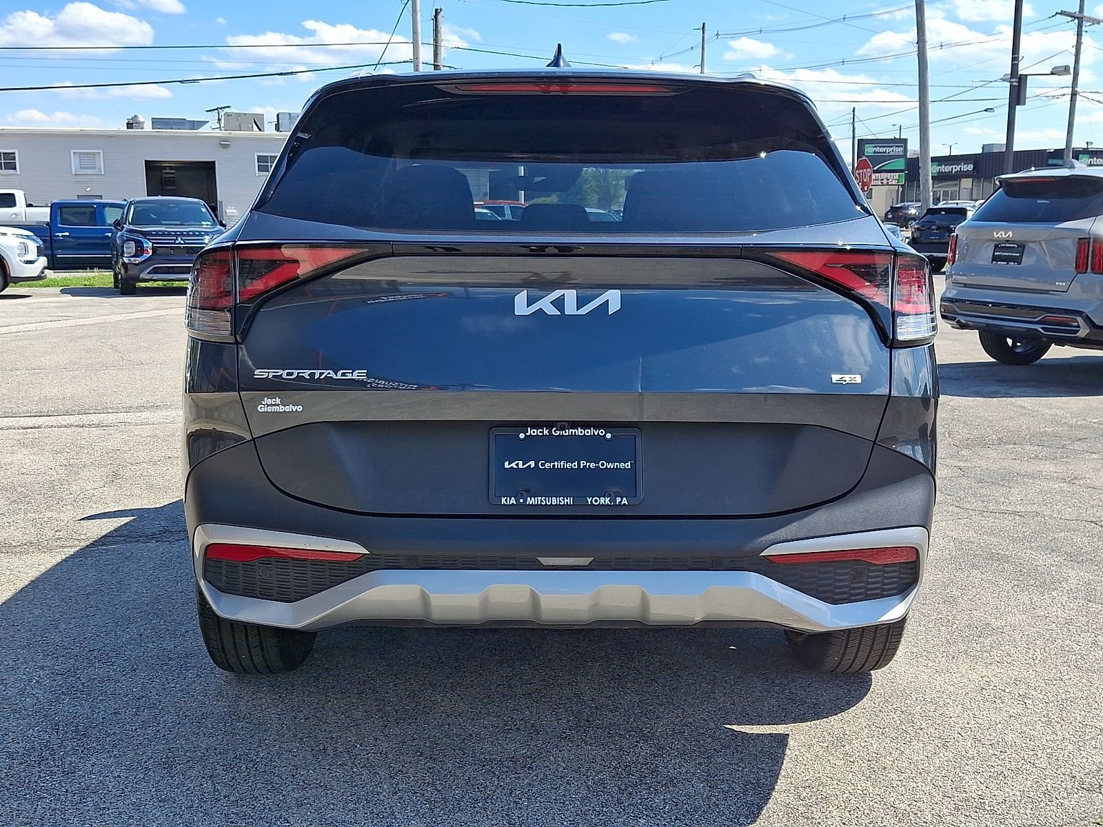 Used 2023 Kia Sportage EX AWD/4WD image 5