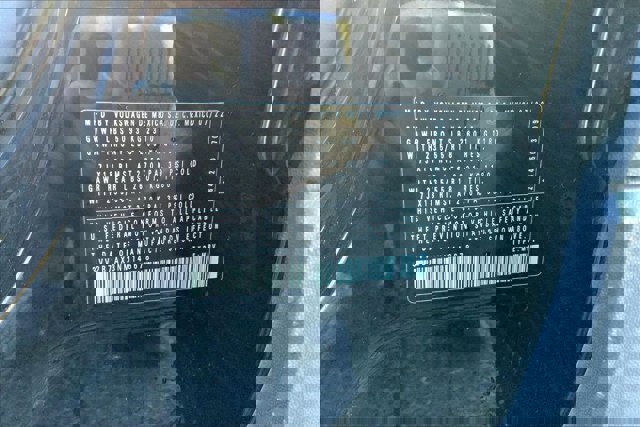 Used 2022 Volkswagen Tiguan SE image 32