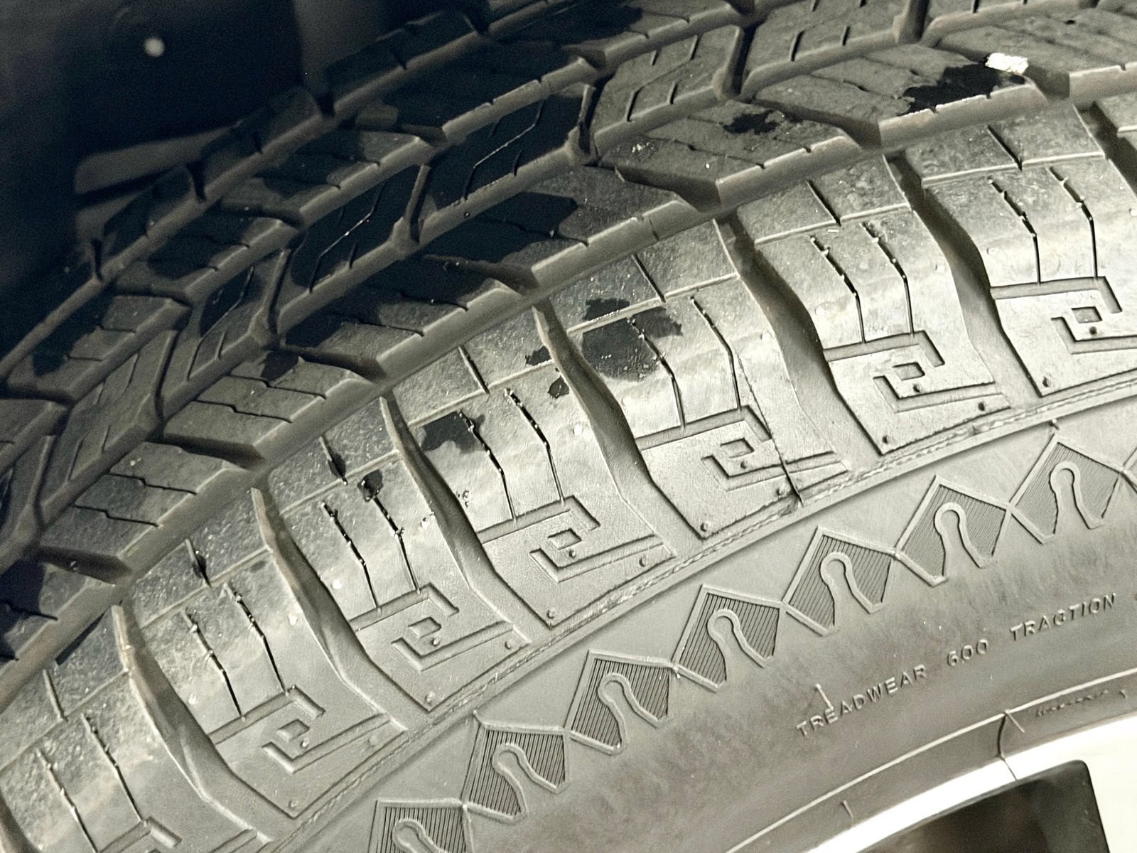 Used 2024 Jeep Grand Cherokee Limited RWD image 18