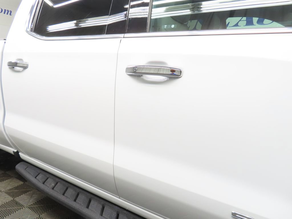 Used 2023 GMC Sierra 1500 SLT w/ SLT Convenience Package AWD/4WD image 36