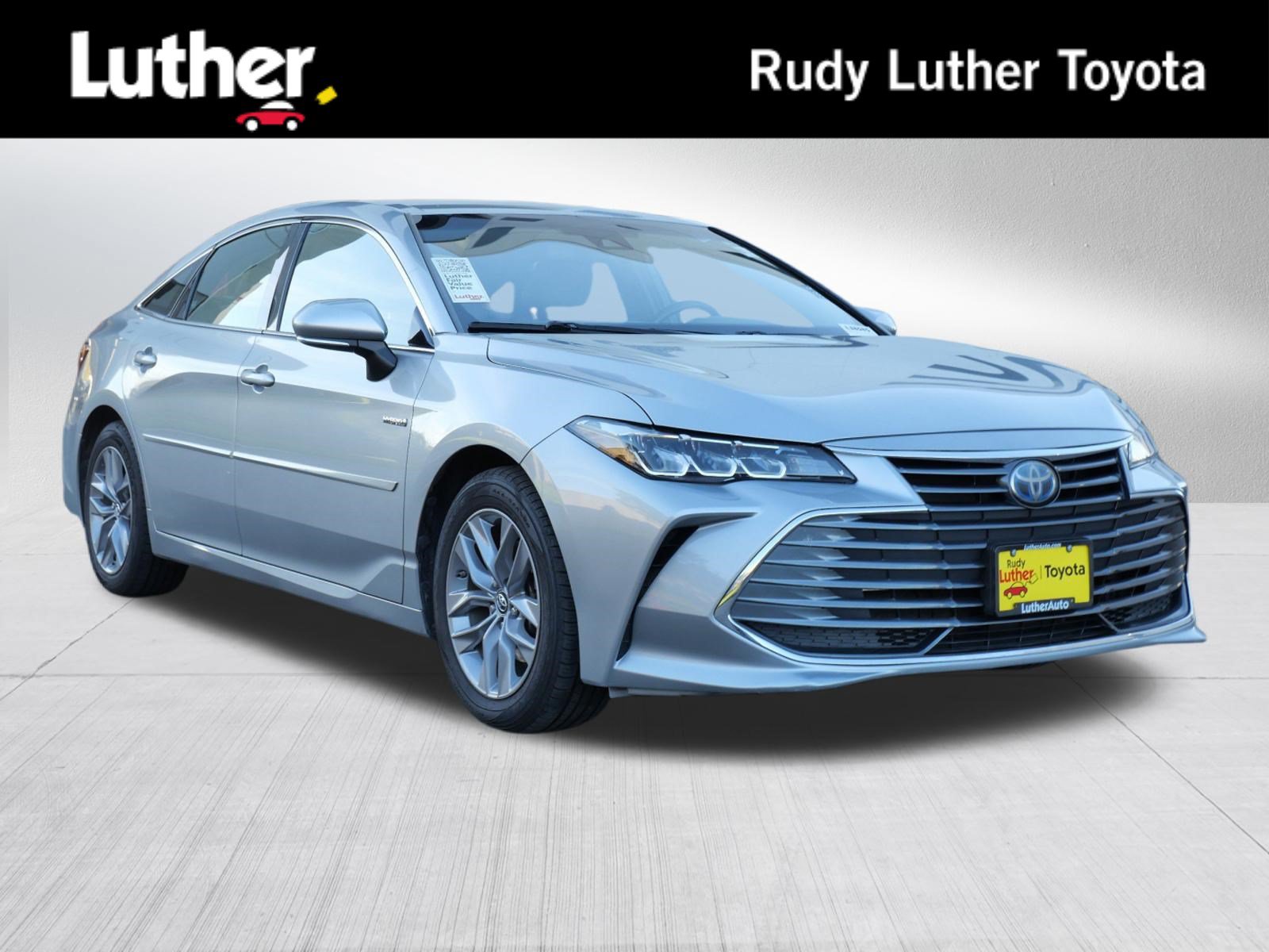 Certified 2019 Toyota Avalon XLE