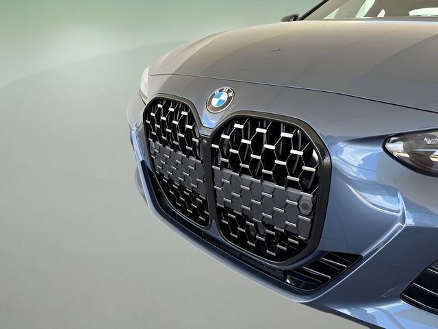 New 2026 BMW 430i Coupe w/ M Sport Package image 2