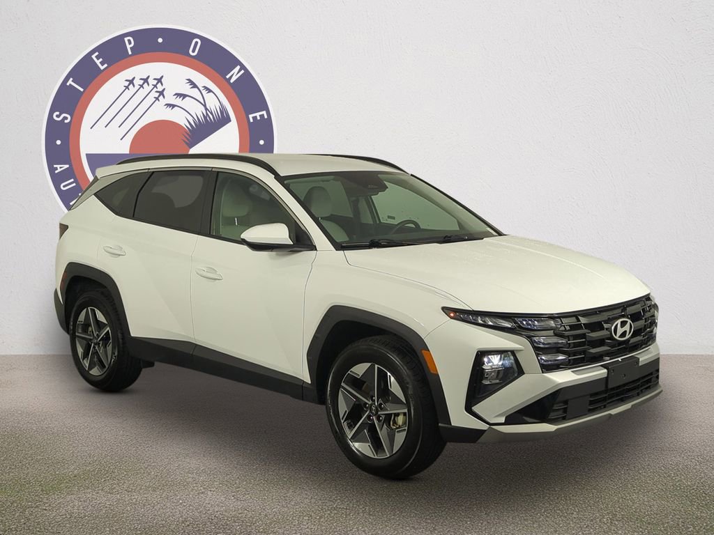 Used 2025 Hyundai Tucson SEL image 2