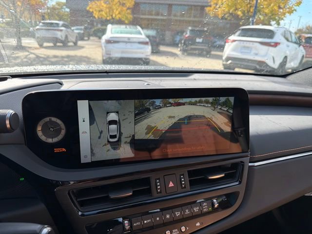 New 2025 Lexus ES 350 Luxury image 29