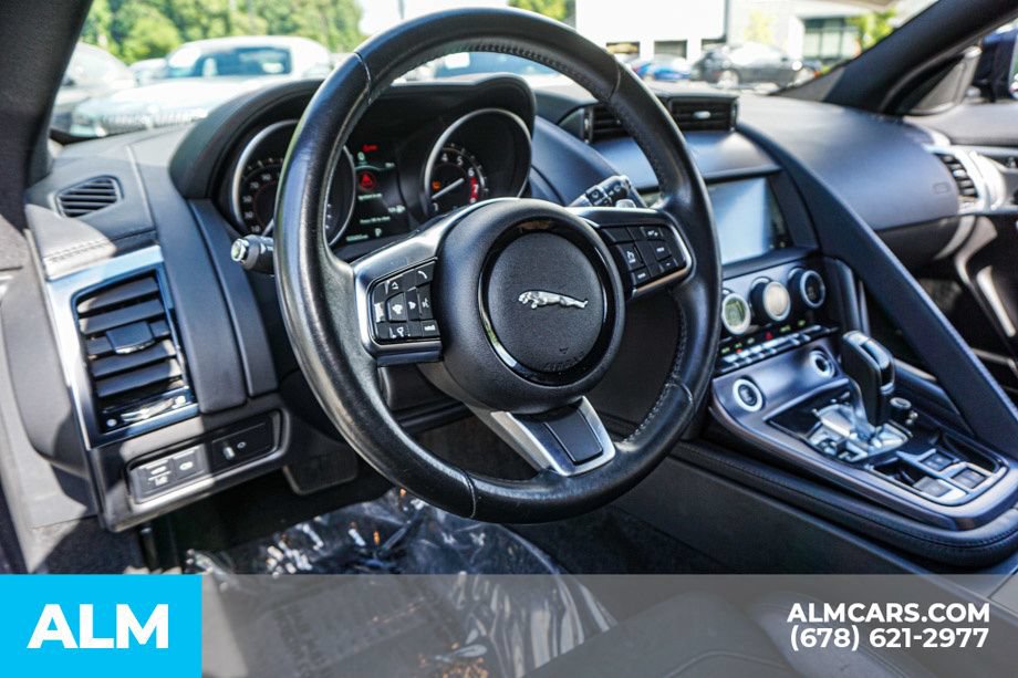 Used 2020 Jaguar F-TYPE Coupe RWD image 24