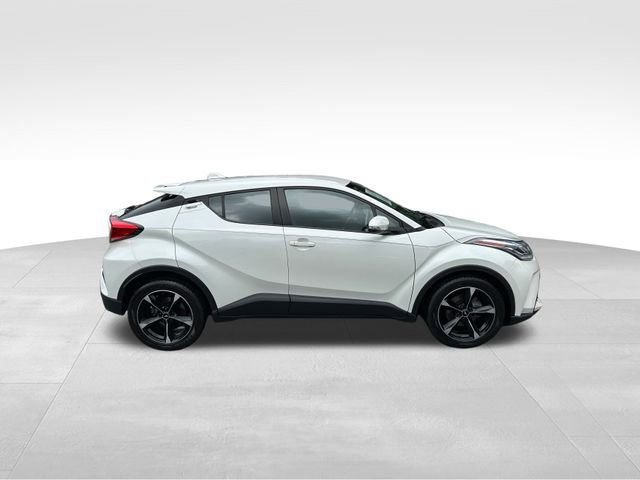 Used 2021 Toyota C-HR LE image 6