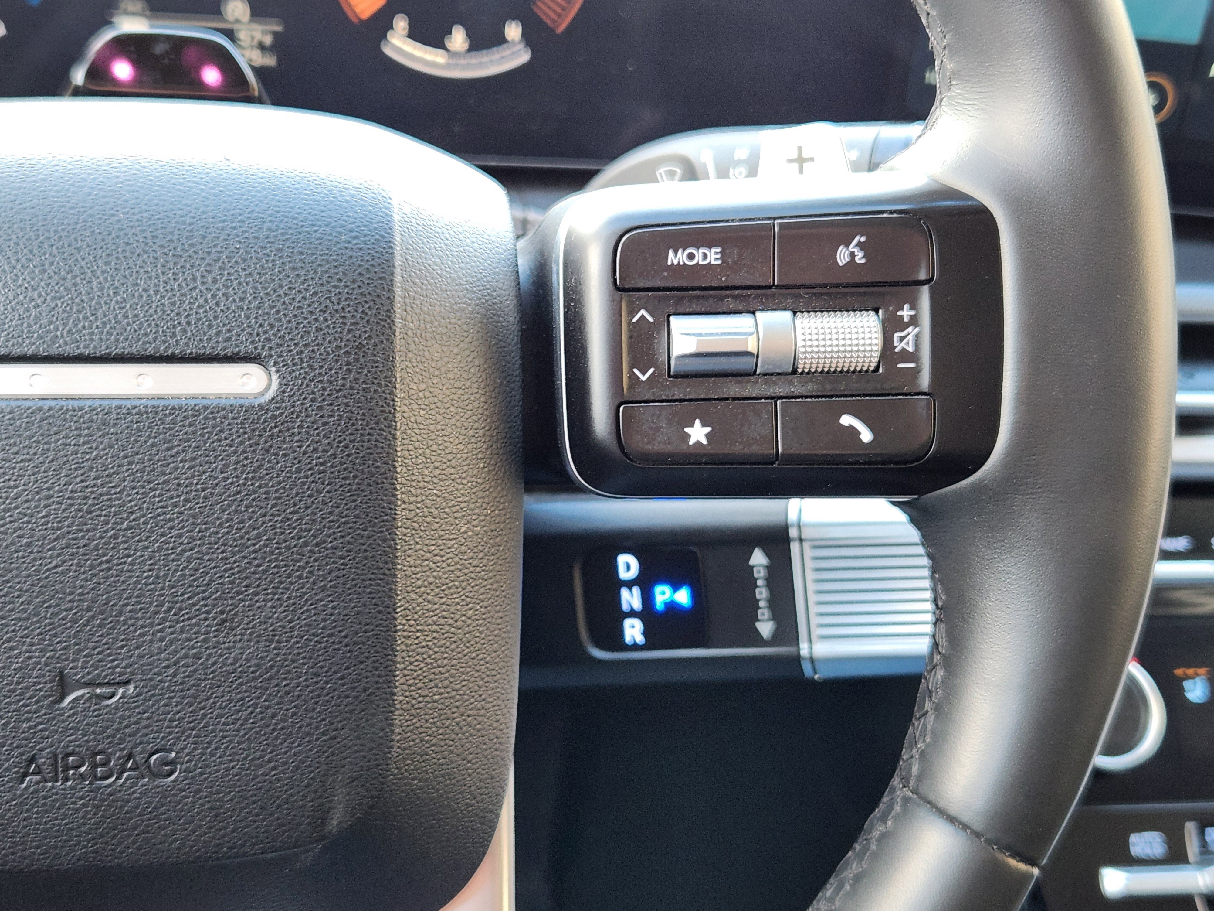 Used 2024 Hyundai Santa Fe SEL image 23