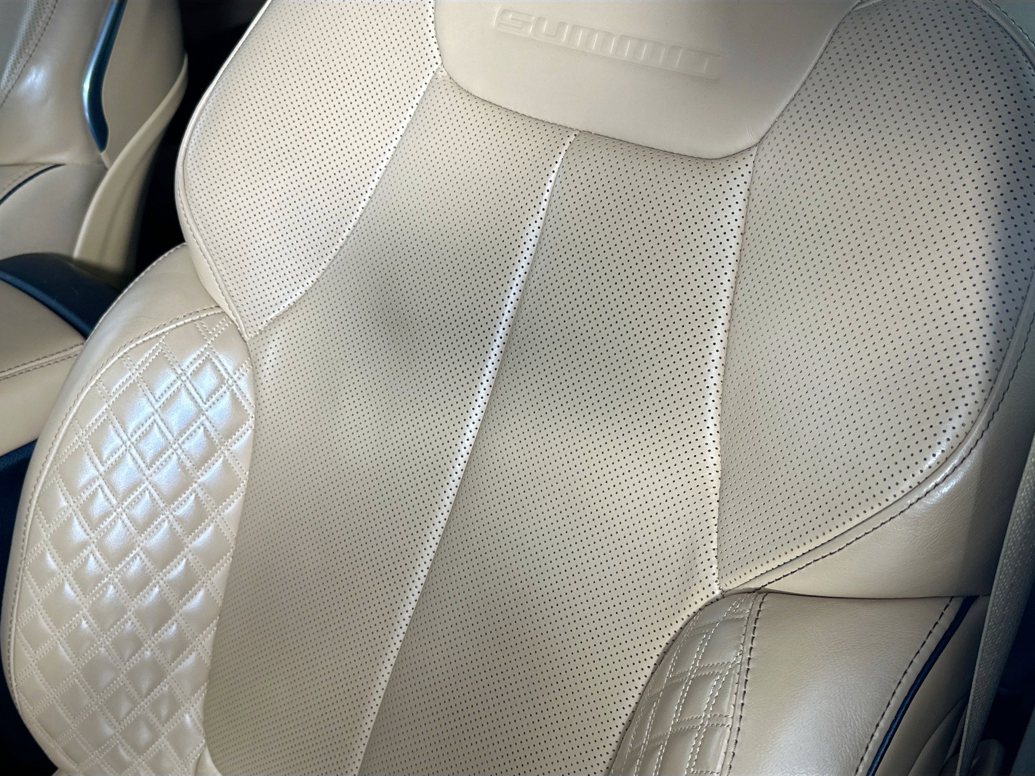 Used 2023 Jeep Grand Cherokee L Summit w/ Advanced Protech Group IV image 20