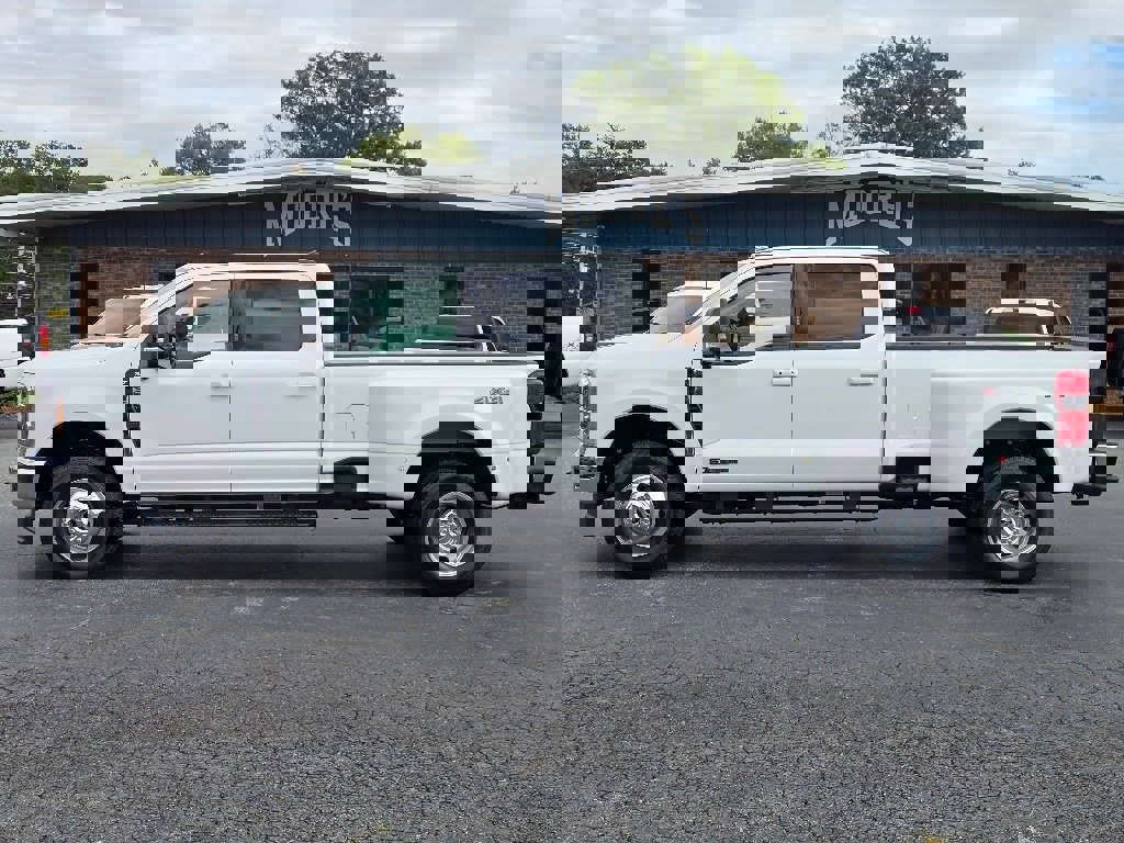 New 2026 Ford F350 XLT w/ XLT Premium Package image 23