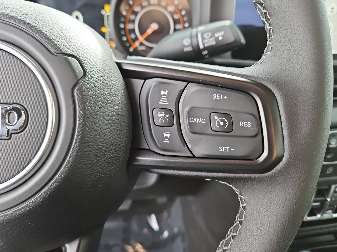 New 2026 Jeep Gladiator Sport AWD/4WD image 27