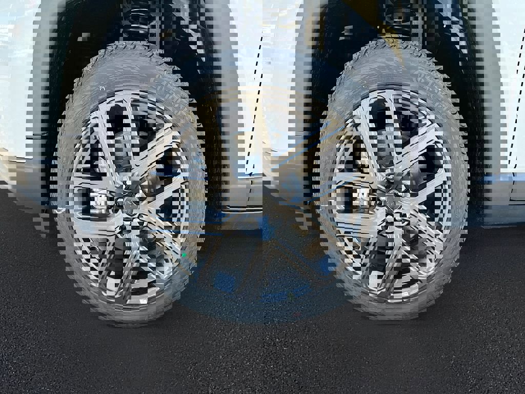 New 2026 Jeep Compass Latitude image 38