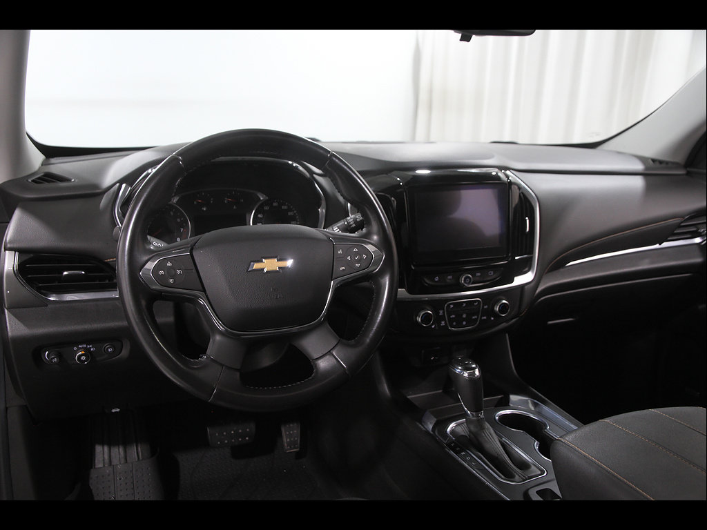 Certified 2019 Chevrolet Traverse LT w/ LT Premium Package AWD/4WD image 6