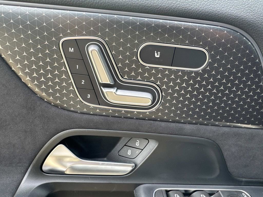 New 2026 Mercedes-Benz GLA 250 4MATIC image 29