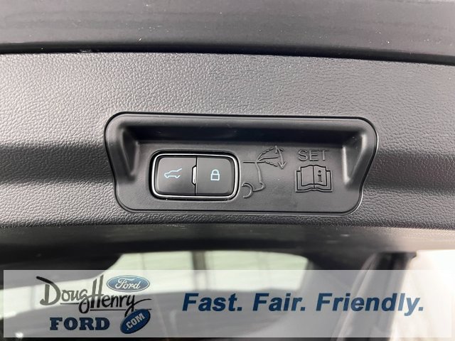 Used 2023 Ford Explorer XLT w/ Equipment Group 202A image 33