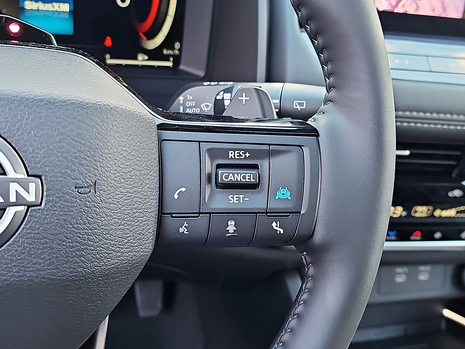 Certified 2025 Nissan Rogue SL w/ Tech Package image 24