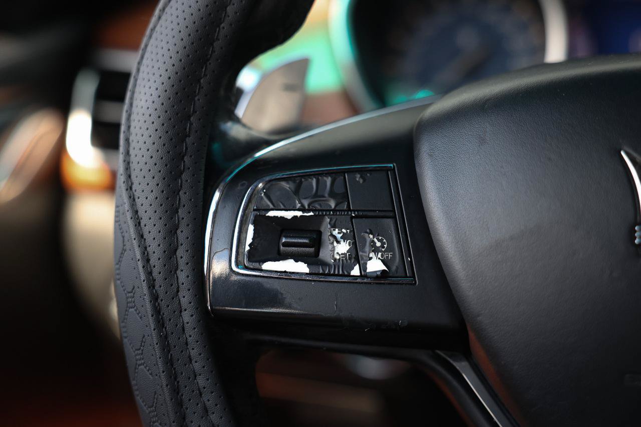 Used 2014 Maserati Ghibli S Q4 AWD/4WD image 27