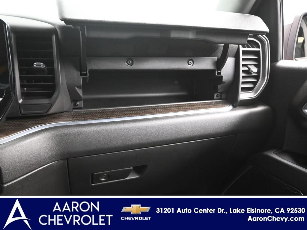 New 2024 Chevrolet Silverado 1500 LT w/ Convenience Package II RWD image 11