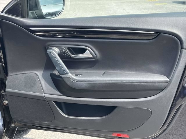 Used 2015 Volkswagen CC Executive FWD image 26