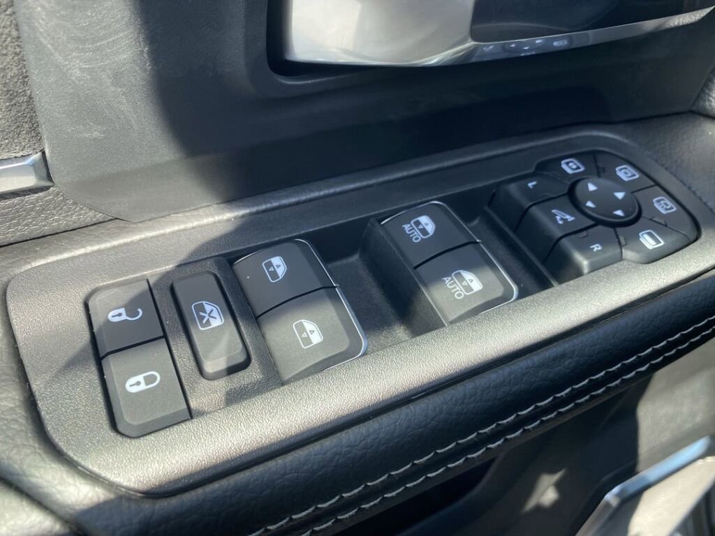New 2025 RAM 2500 Laramie image 14