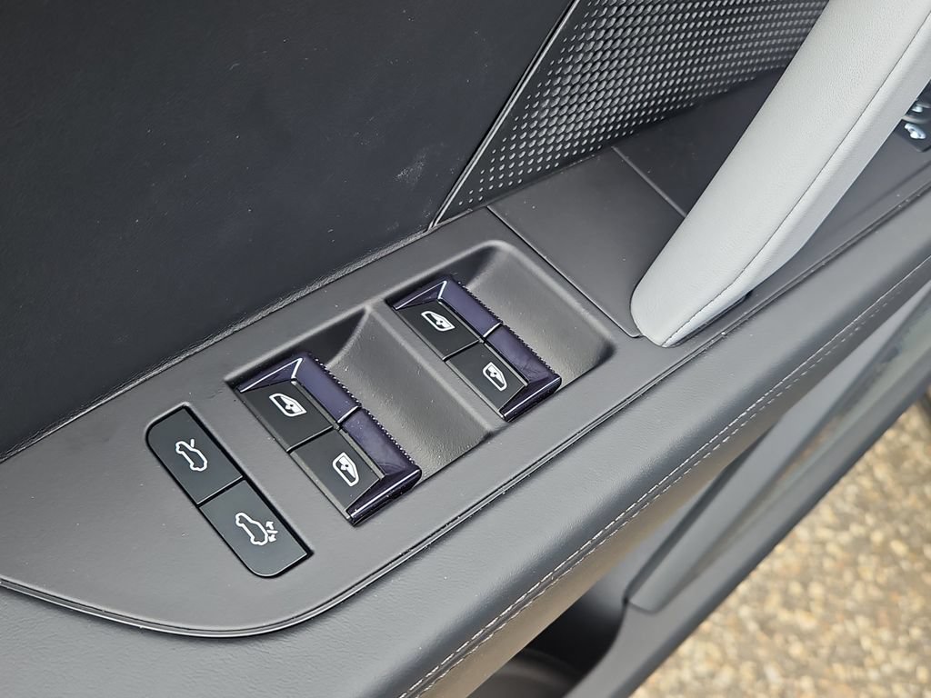 New 2026 Porsche Cayenne Turbo AWD/4WD image 25