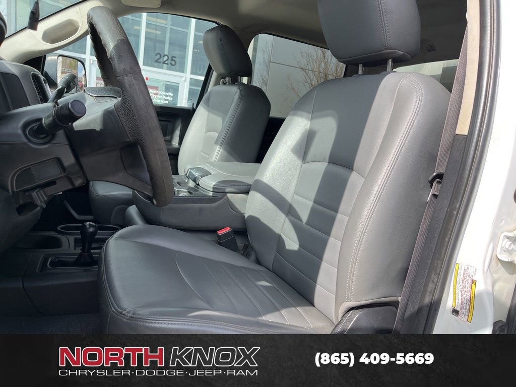 Used 2017 RAM 5500 Tradesman w/ Chrome Appearance Group image 4