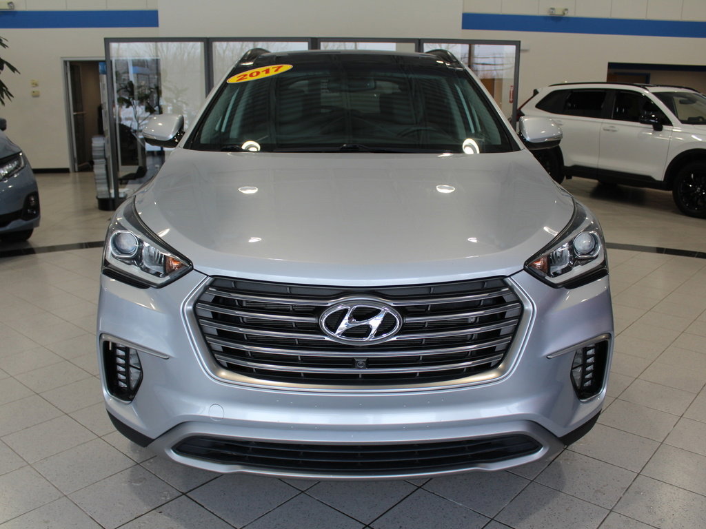 Used 2017 Hyundai Santa Fe Limited image 2