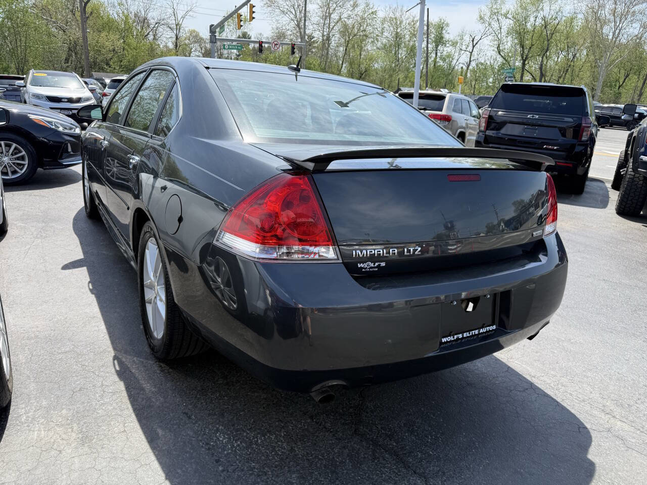 Used 2014 Chevrolet Impala Limited LTZ image 8
