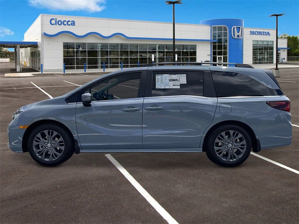 New 2026 Honda Odyssey Touring image 2