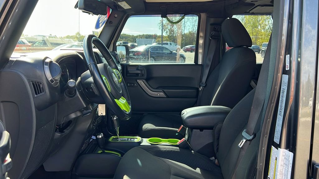 Used 2017 Jeep Wrangler Unlimited Sport image 8
