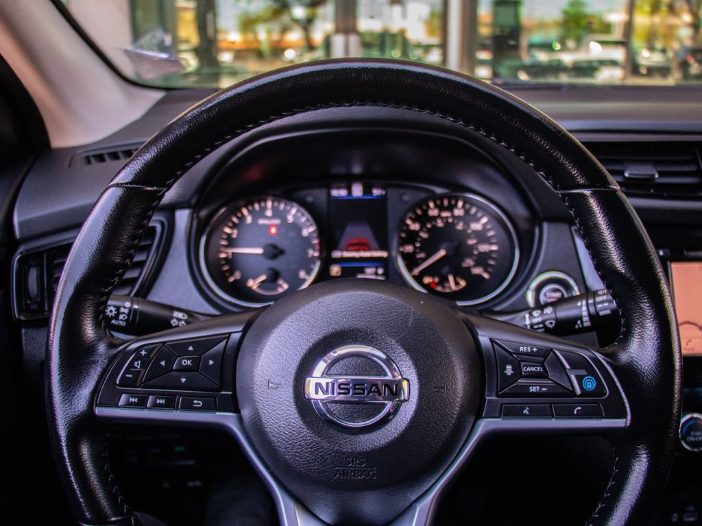 Used 2022 Nissan Rogue Sport SL image 13