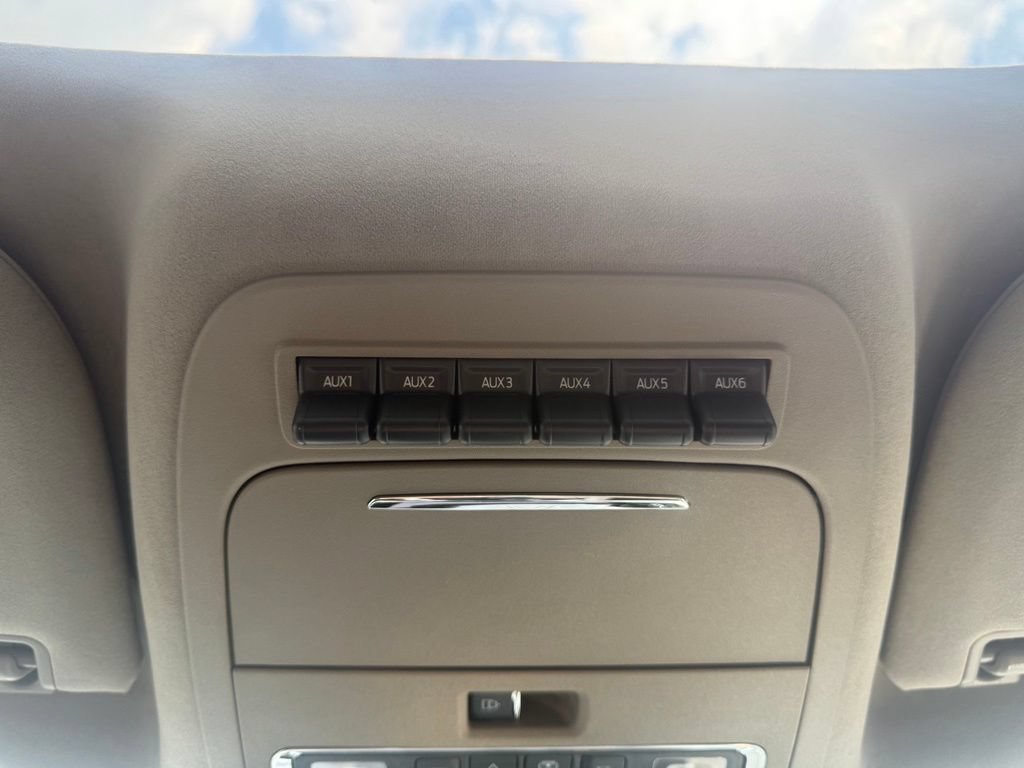 New 2026 Ford F250 Platinum w/ Platinum Plus Package AWD/4WD image 39