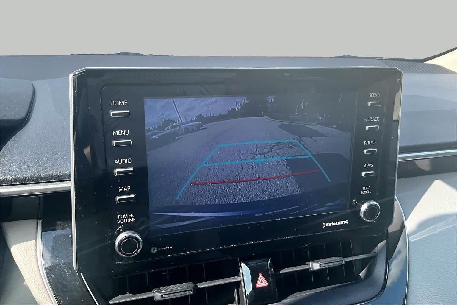 Used 2021 Toyota Corolla LE w/ Carpet Mat Package (TMS) FWD image 26
