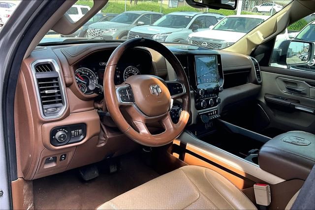 Used 2019 RAM 1500 Laramie AWD/4WD image 14