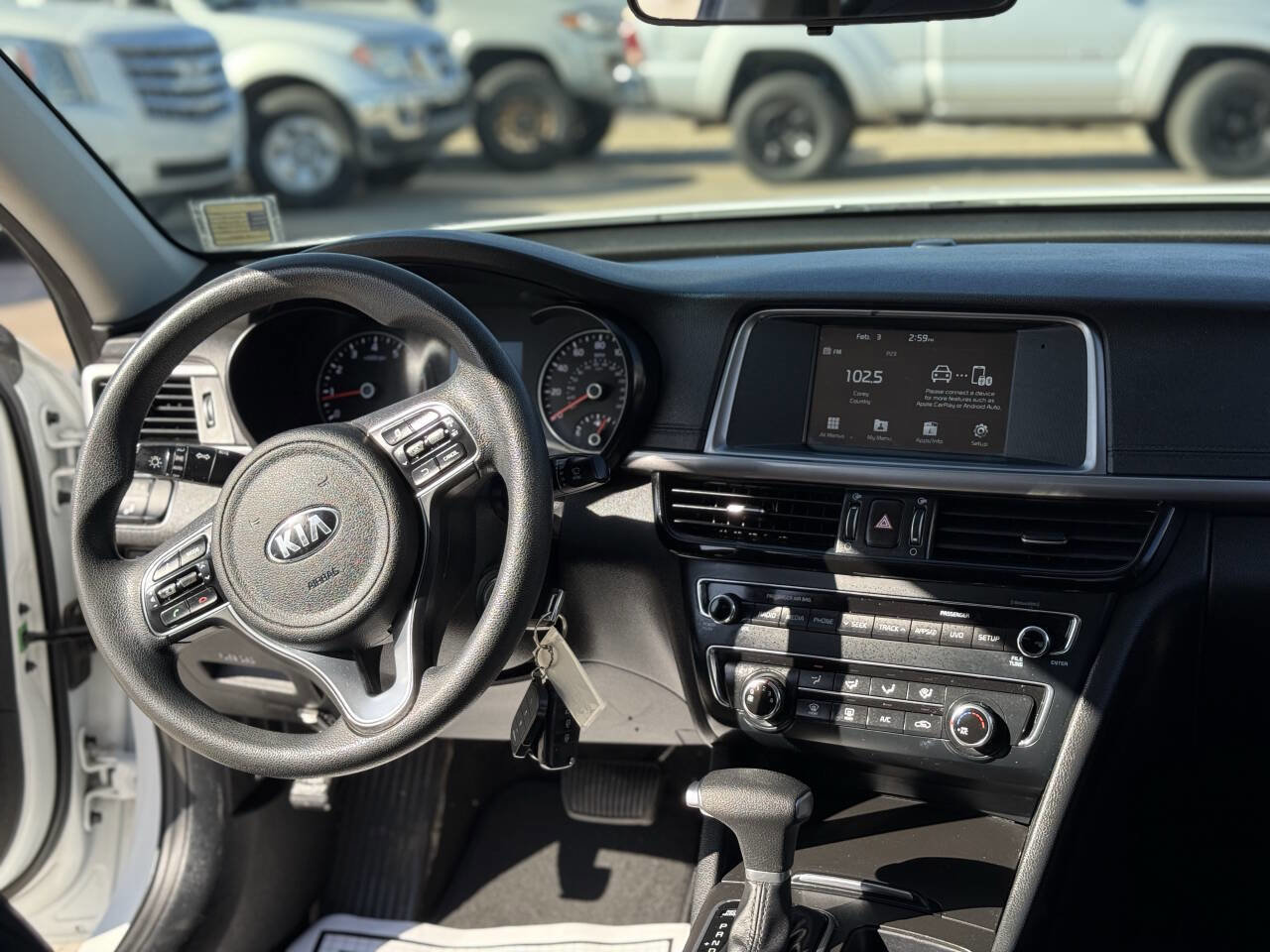 Used 2018 Kia Optima LX image 14