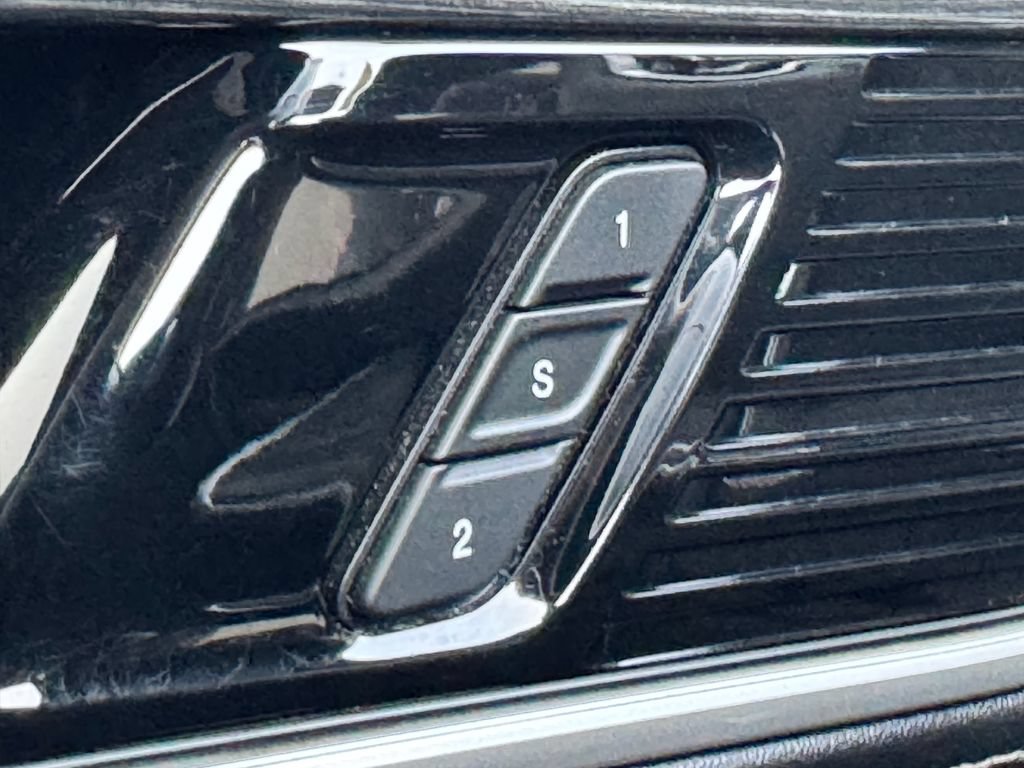Used 2022 Jeep Wagoneer Series II w/ Premium Group I AWD/4WD image 30