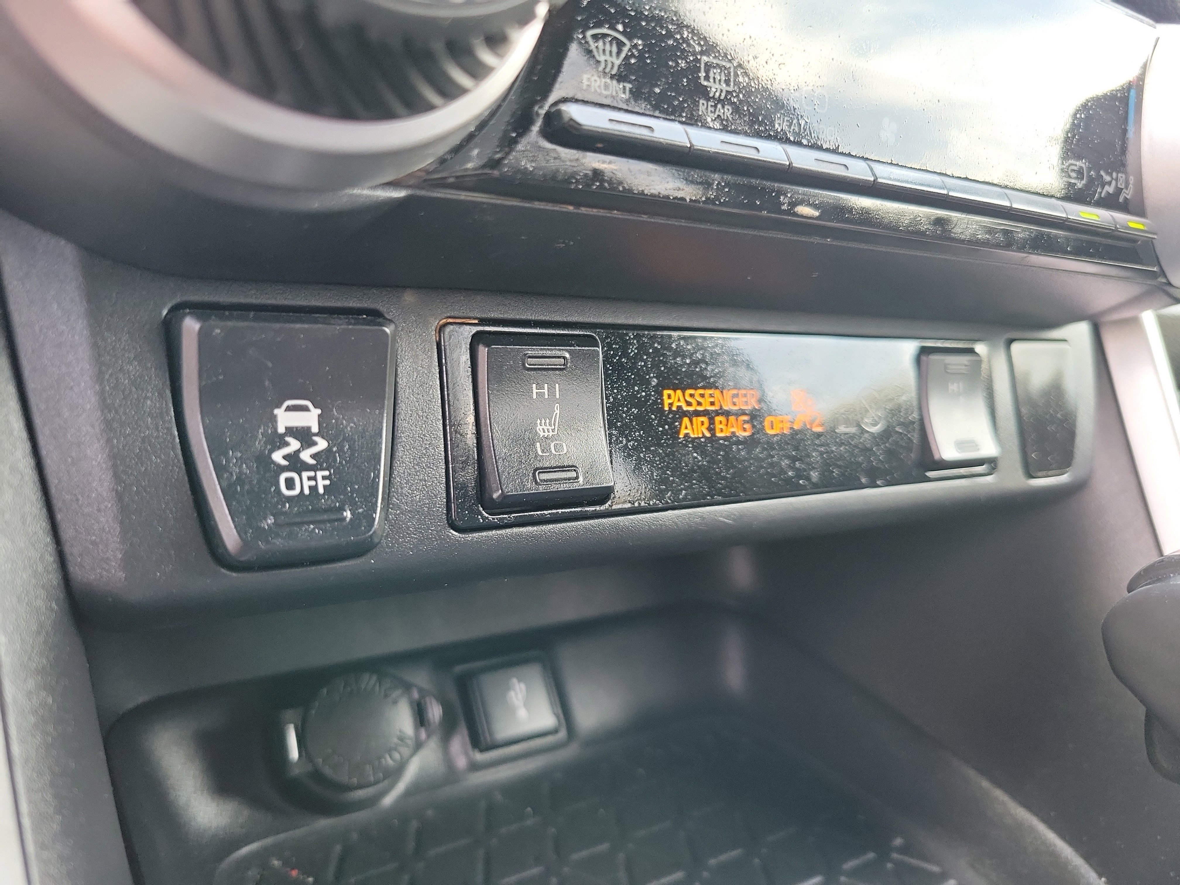 Used 2021 Toyota RAV4 XSE image 16