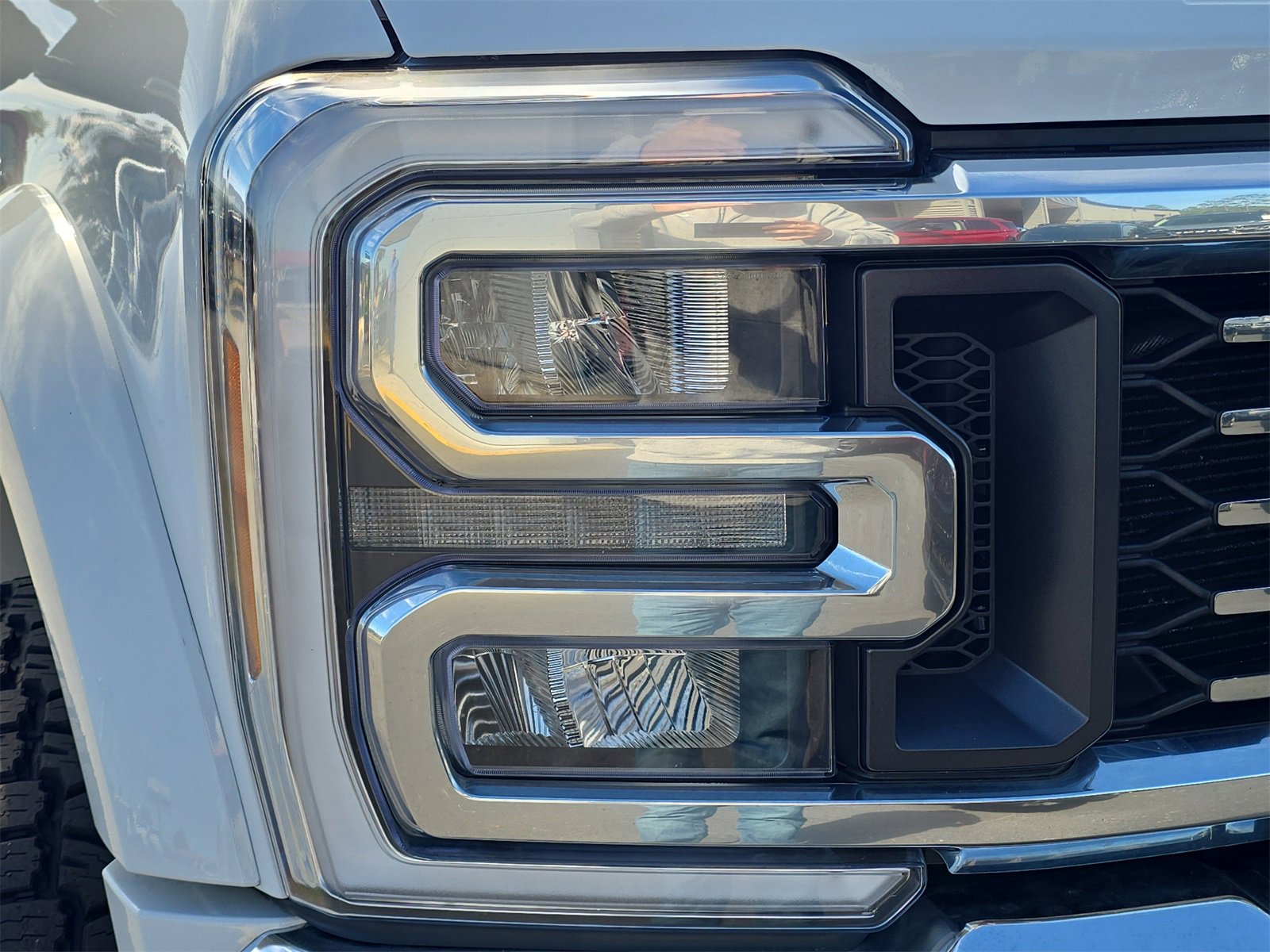 Used 2024 Ford F450 Lariat image 7