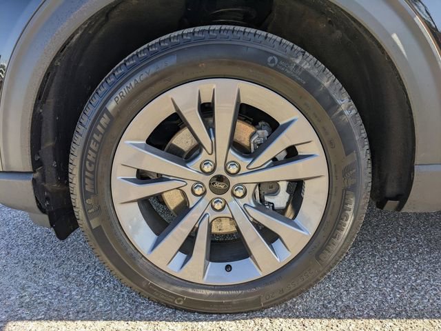 Used 2025 Ford Explorer Active w/ Active Comfort Package AWD/4WD image 10