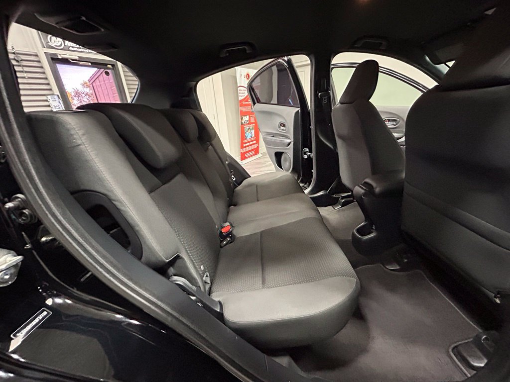 Used 2019 Honda HR-V Sport image 43