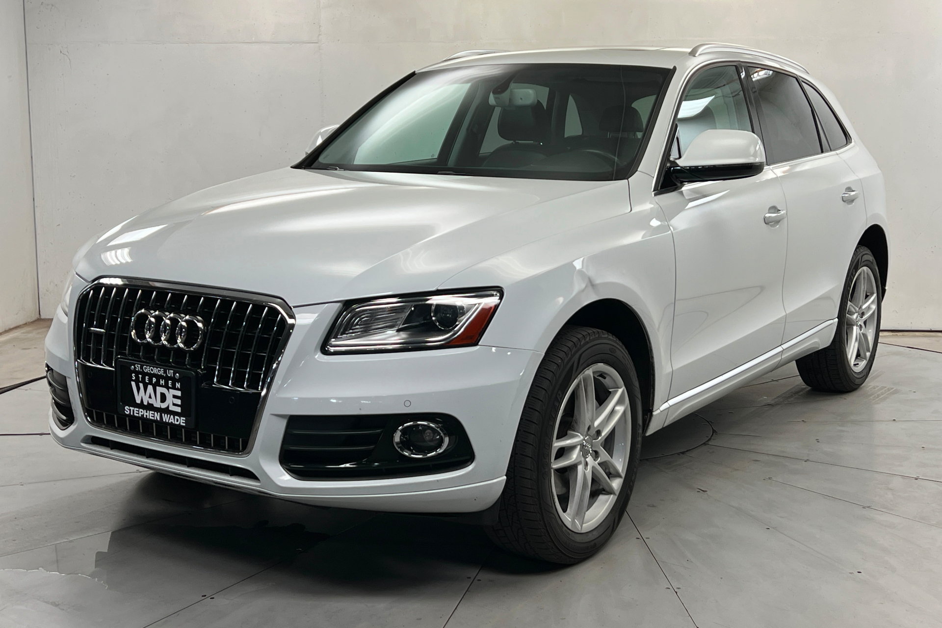 Used 2017 Audi Q5 2.0T Premium Plus AWD/4WD image 1