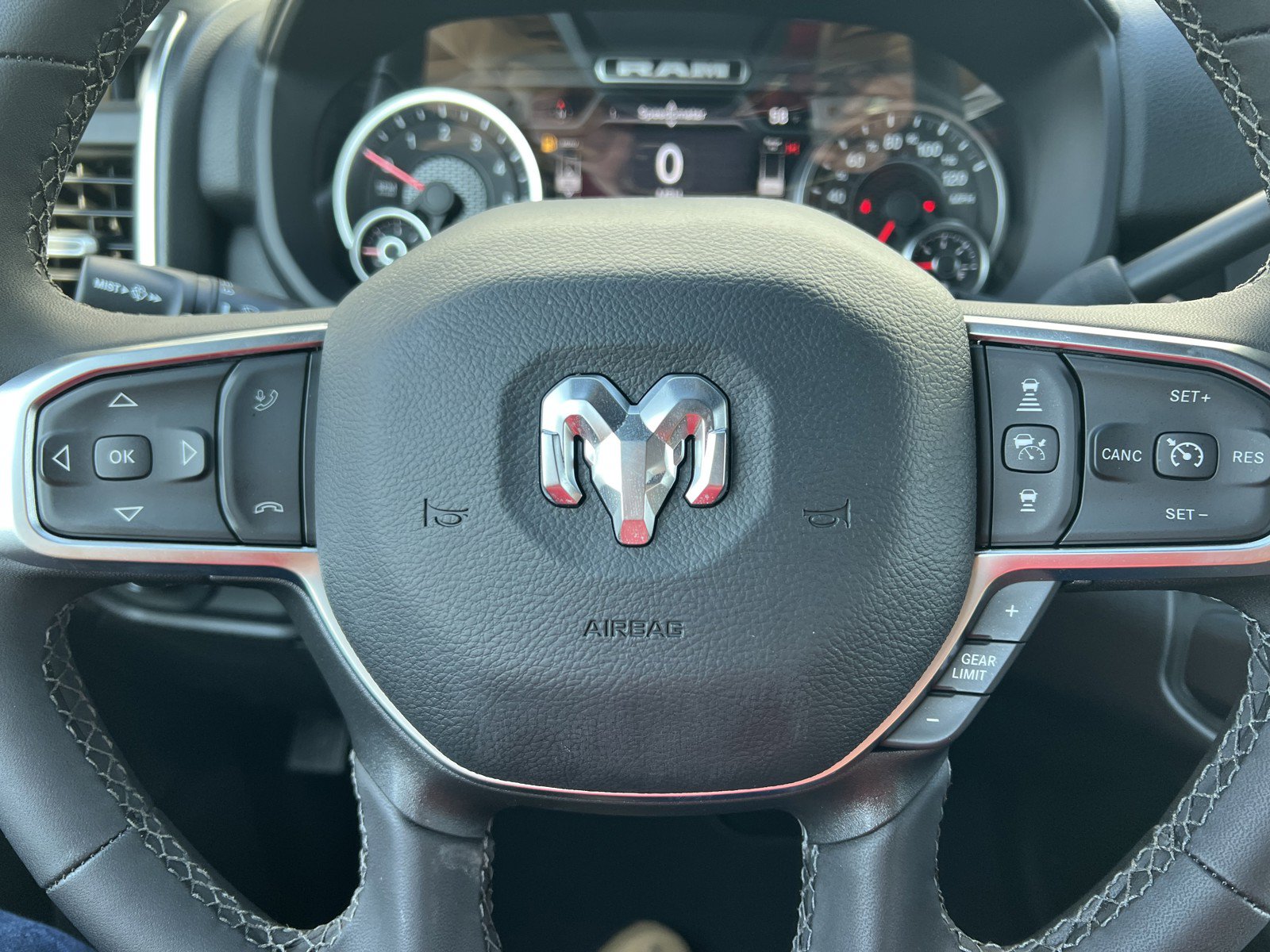 New 2026 RAM 2500 Big Horn AWD/4WD image 16